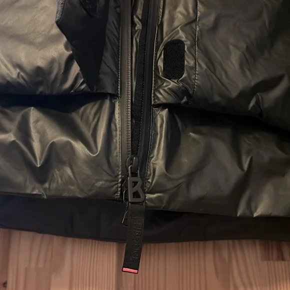 Bogner ski jacket, snow tubing Fire+Ice, NWT, size US 8